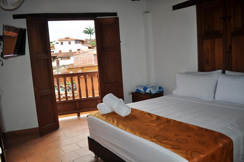 Hospedaje Donde Lorenzo Barichara Bagian luar foto