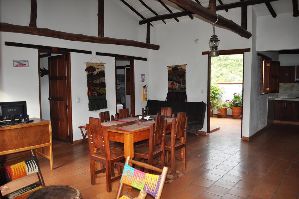 Hospedaje Donde Lorenzo Barichara Bagian luar foto